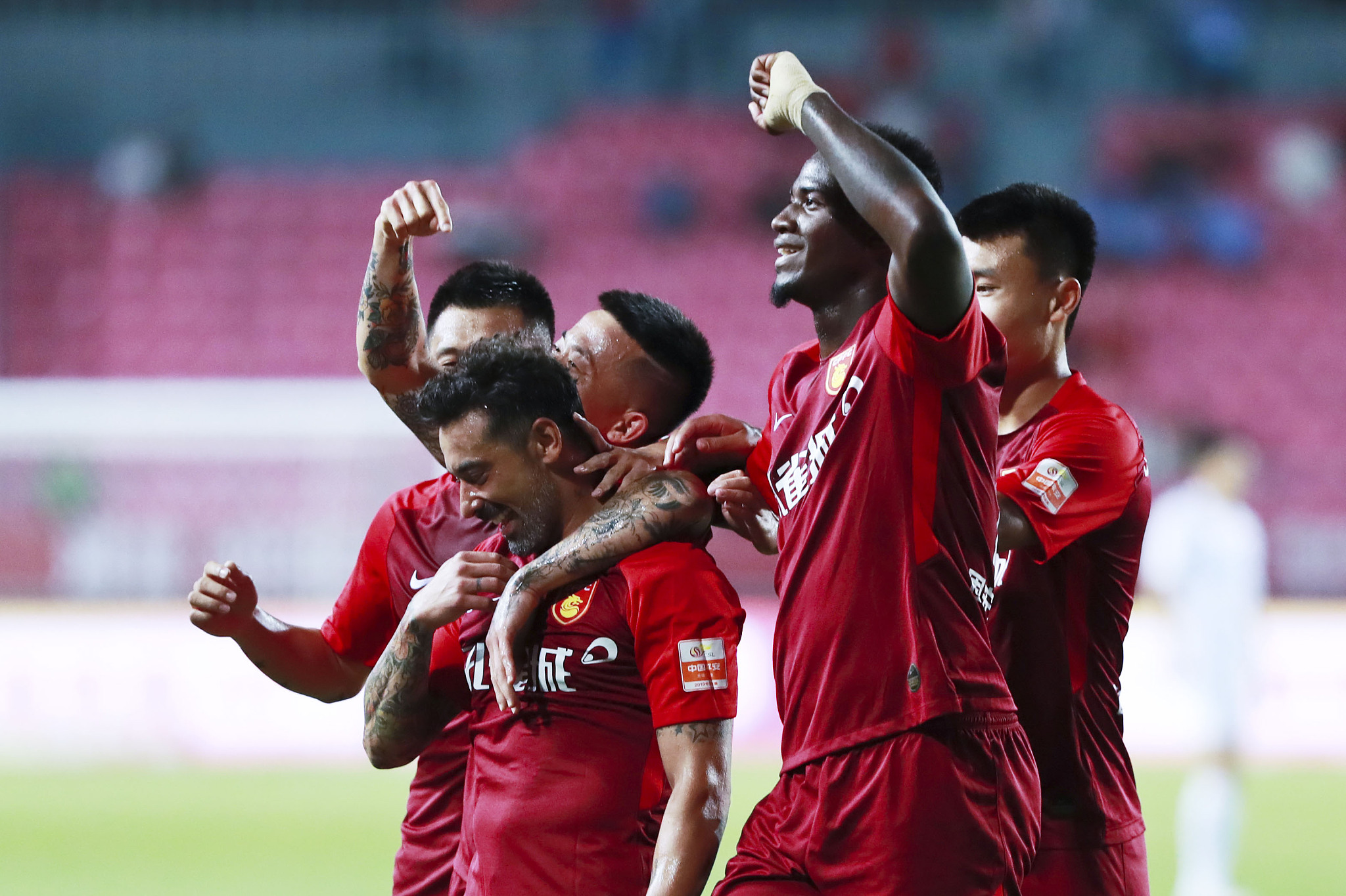 根据不少足 根据不少足