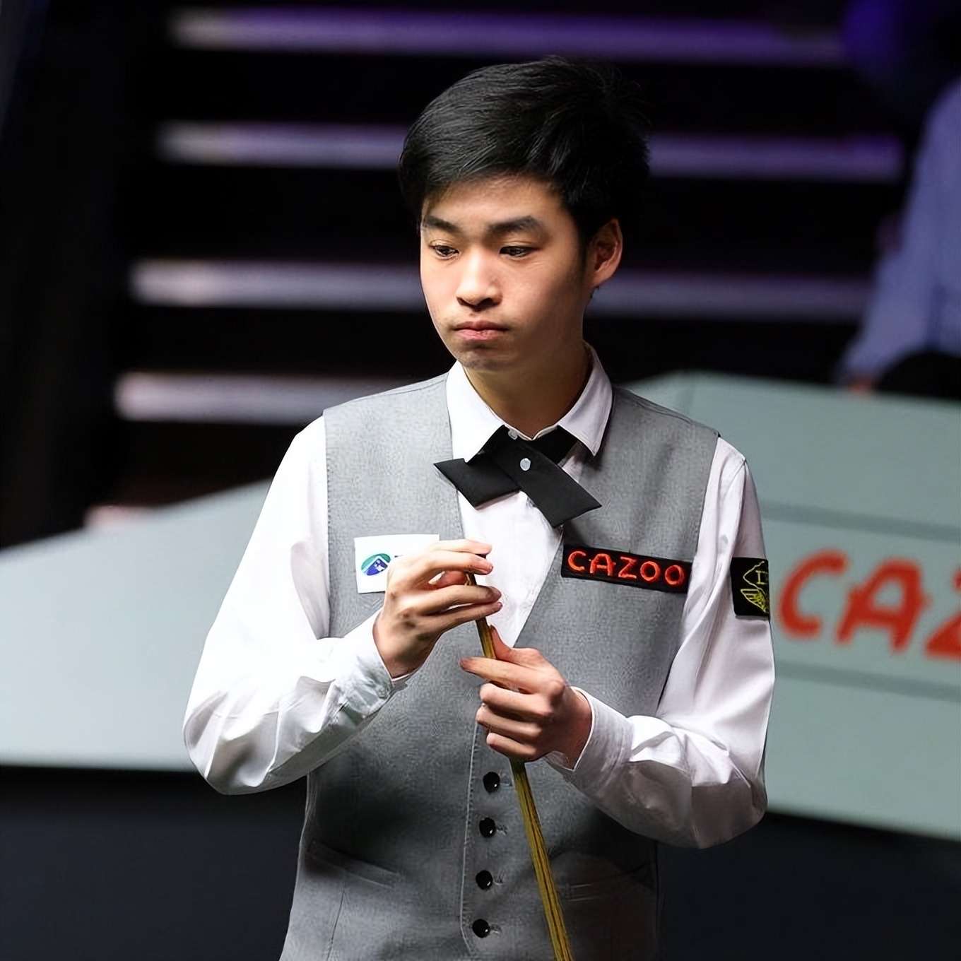 上再向上一 上再向上一