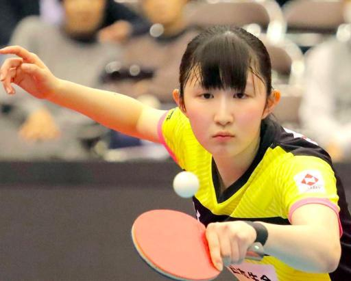 一边是传统 一边是传统