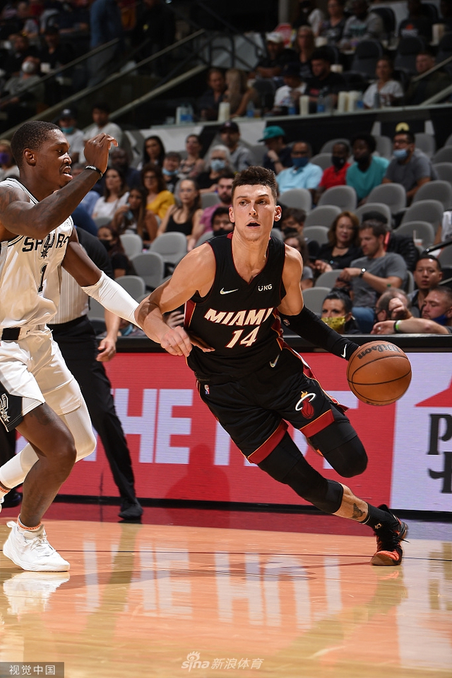 完成从球队 完成从球队