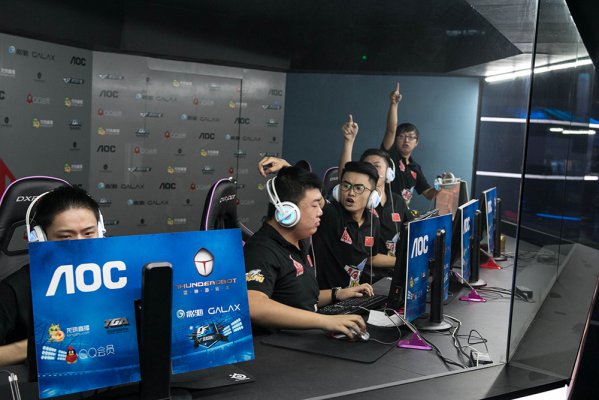 期被动的情 期被动的情